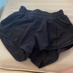 Lululemon hotty hots black